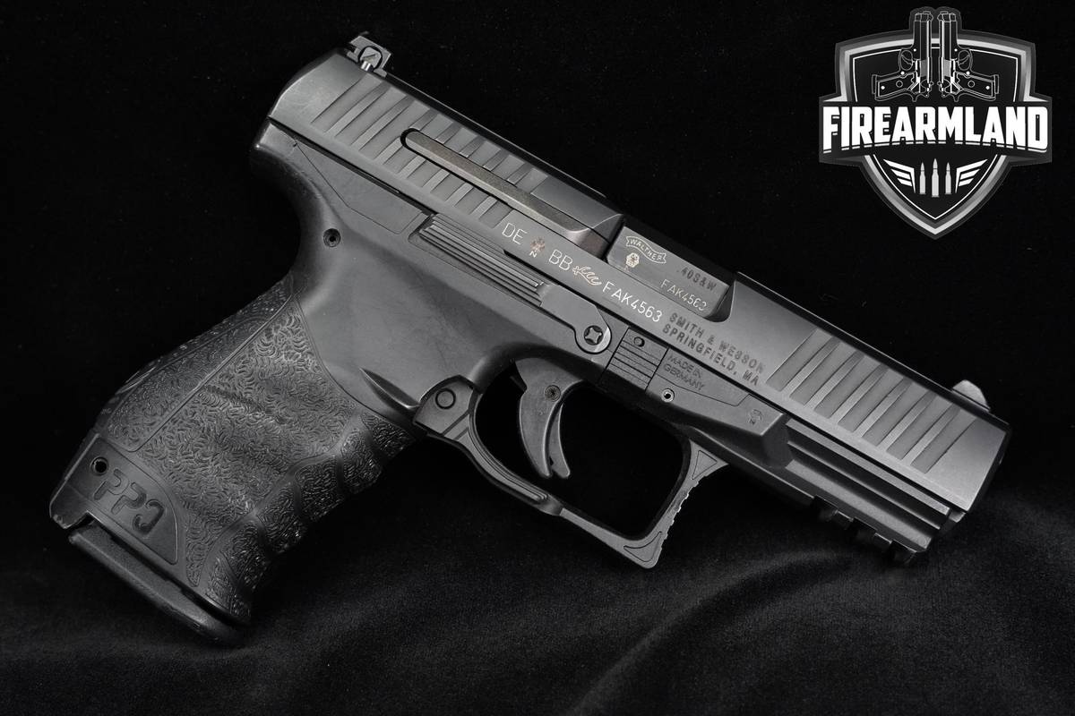 Walther PPQ Classic M1 40 S&W 4" M-1 +4 MAGS & ORIG CASE