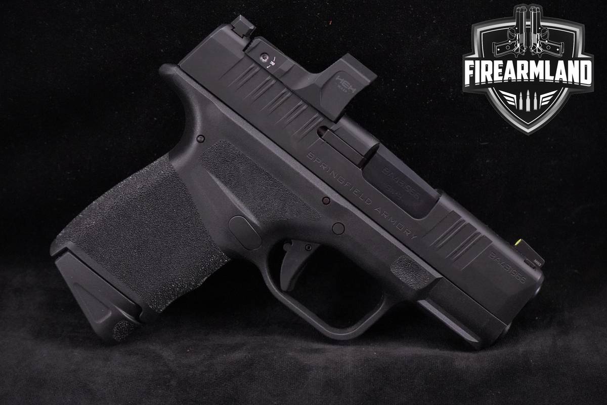 Springfield Armory Hellcat OSP w/ HEX Wasp 9mm 3.0" +2 MAGS & OPTIC
