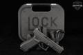 Glock G17 Gen4 9mm Luger Black in Good Condition Image 2