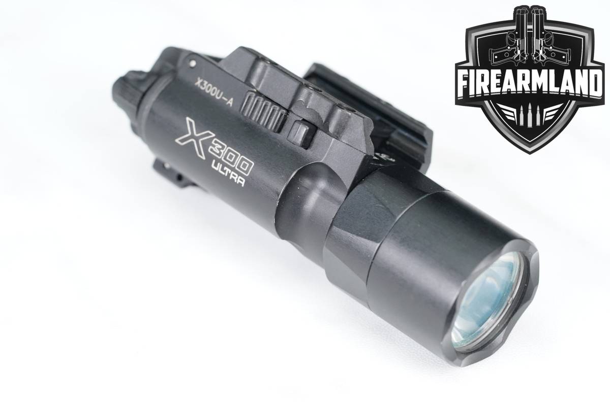 SureFire X300 Ultra 1,000 Lumens & 11,300 Candela Weapon Light X-300