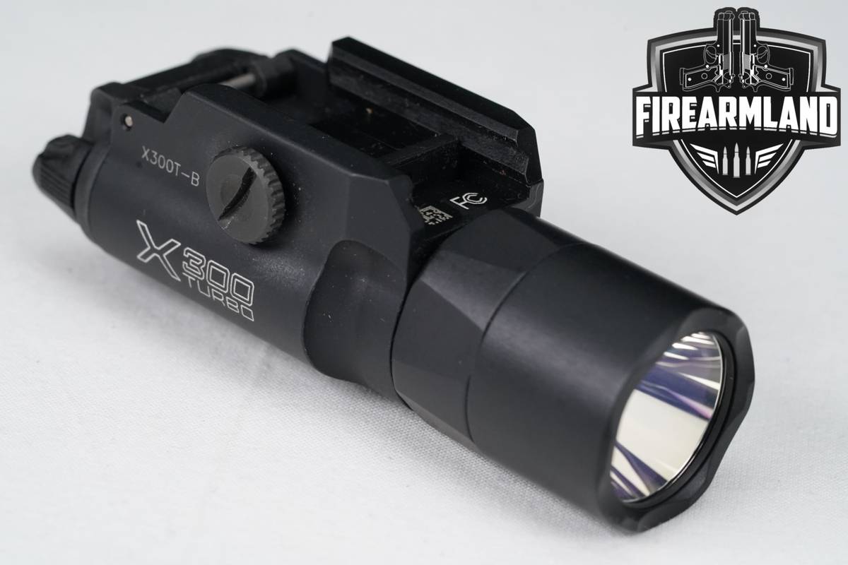 SureFire X300 Turbo 650 Lumens & 66,000 Candela X300T-B