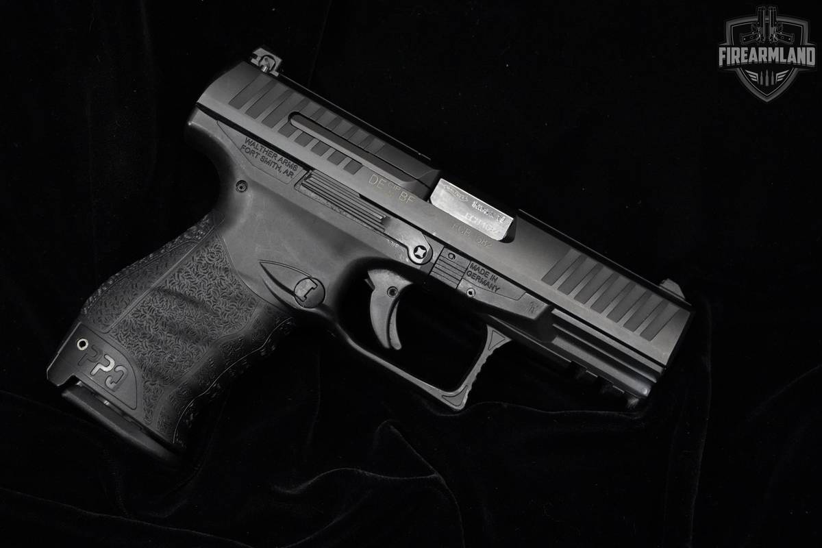 Walther PPQ M2 9mm Walther +3 MAGS & ORIG CASE
