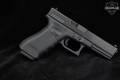 2010 Glock 17 Gen3 RTF2 9mm Luger Black in Excellent Condition Image 4