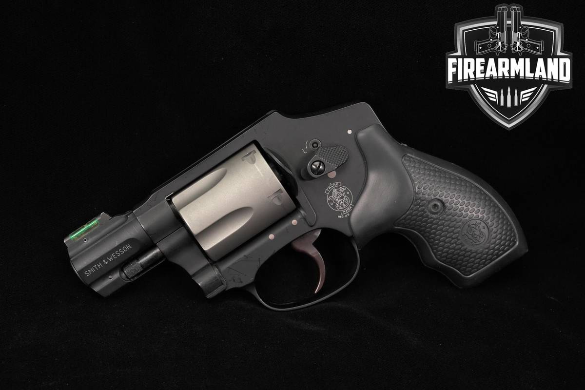 Pocket Carry Smith & Wesson S&W Model 340PD AirLite PD 357 Magnum