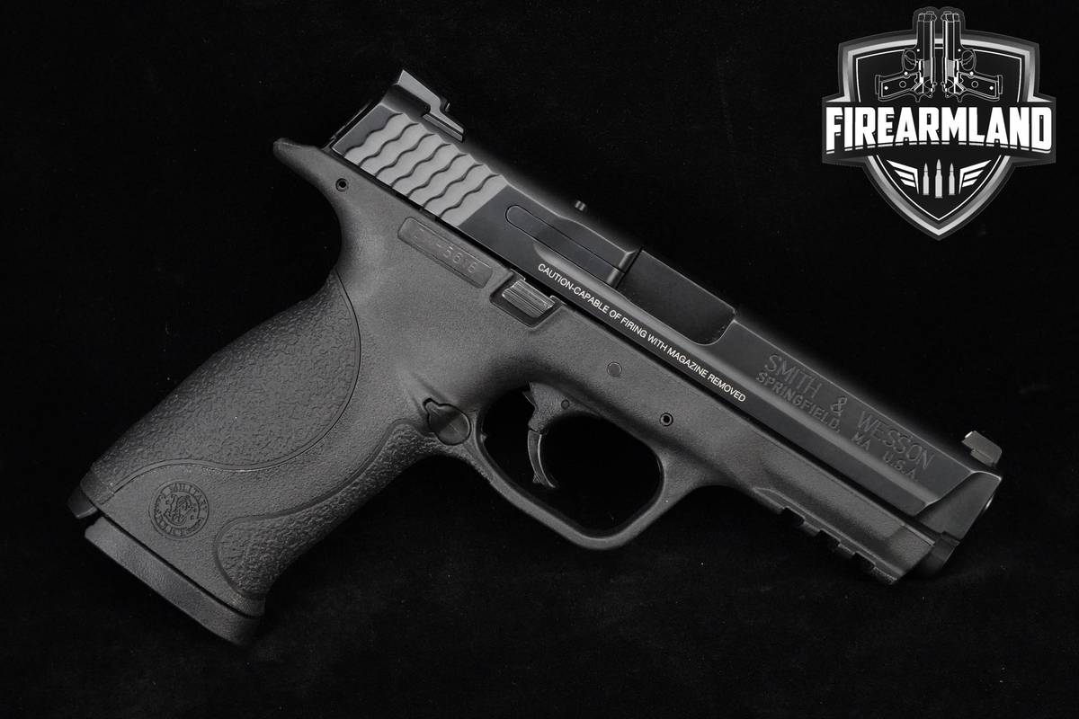 Smith & Wesson (S&W) M&P40 Full Size 40 S&W 4.25" S&W M&P40 M&P-40 +OG CASE