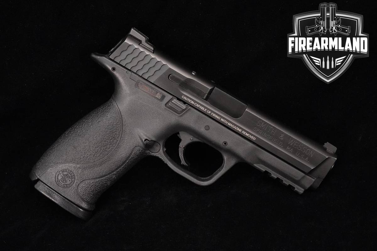 Smith & Wesson S&W M&P40 Full Size 40S&W 4.25" M&P 40 +3 MAGS & ORIG CASE