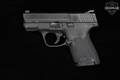 Smith & Wesson (S&W) M&P9 Shield M2.0, No Thumb Safety 9mm Luger Black in Excellent Condition Image 3
