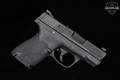 Smith & Wesson (S&W) M&P9 Shield M2.0, No Thumb Safety 9mm Luger Black in Excellent Condition Image 4