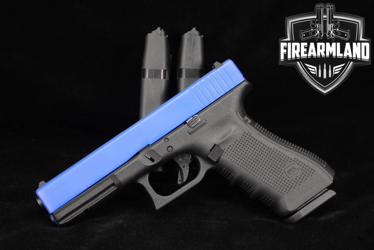 Glock 17 Gen4 G17 Gen 4 9mm 4.49 Two-Tone Blued & Black +3 MAGS