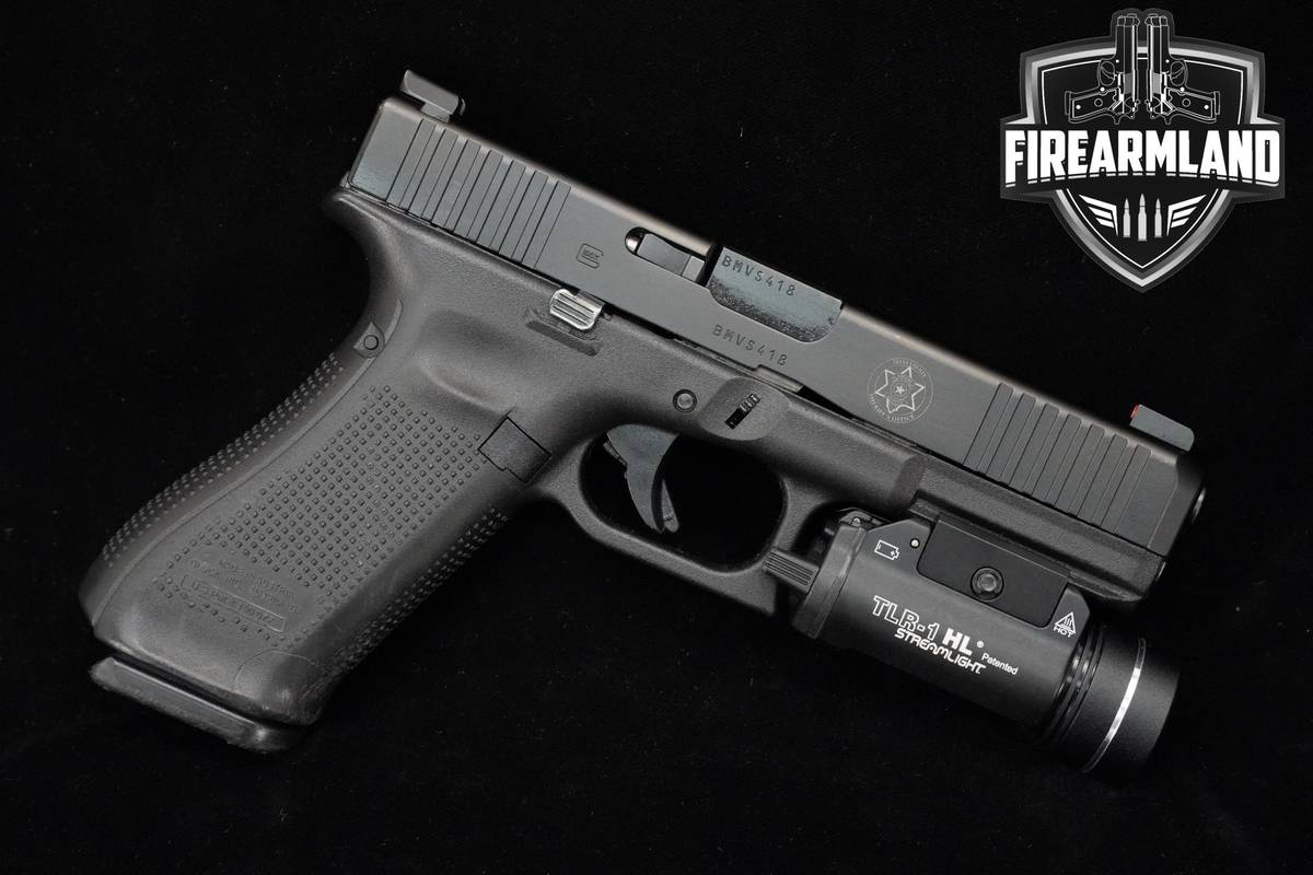 Glock 17 Gen5 Police Issued 9mm 4.5" Glock-17 G17 Gen-5 +3 MAGS & ORIG CASE