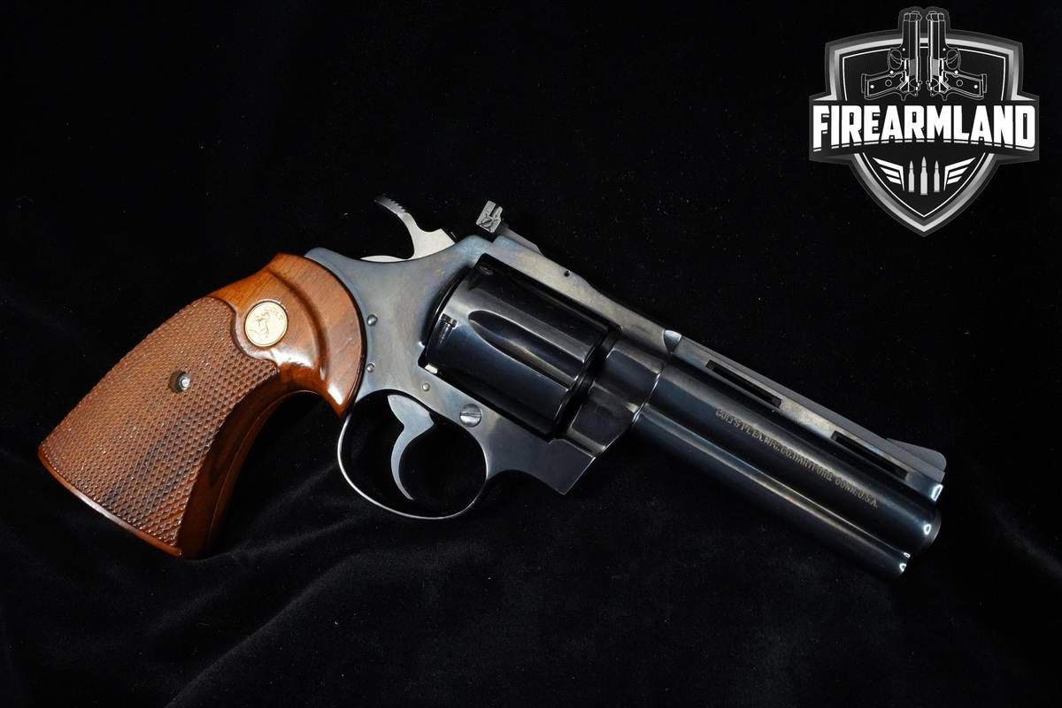 SNAKE GUN 1977 Colt Diamondback 38 Special 4" Blued Colt VENT RIB DA/SA
