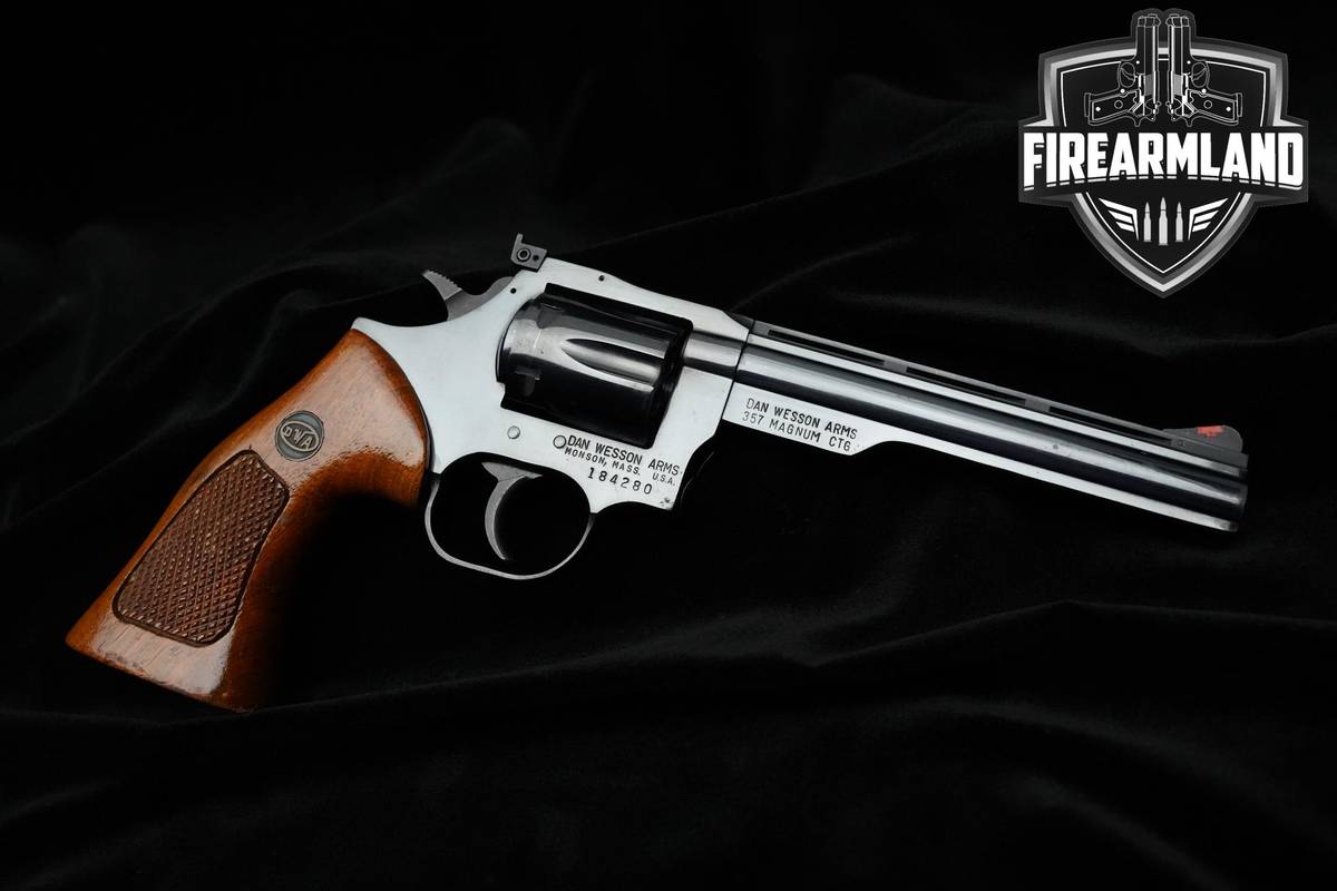 1977-1978 Dan Wesson 15-2 VH 357 Magnum 6" Blued 15-2 VENT RIB DA/SA