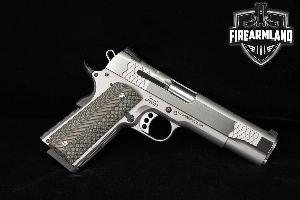Smith & Wesson SW1911 E-Series 45 ACP 1911 5" +3 MAGS & ORIG CASE