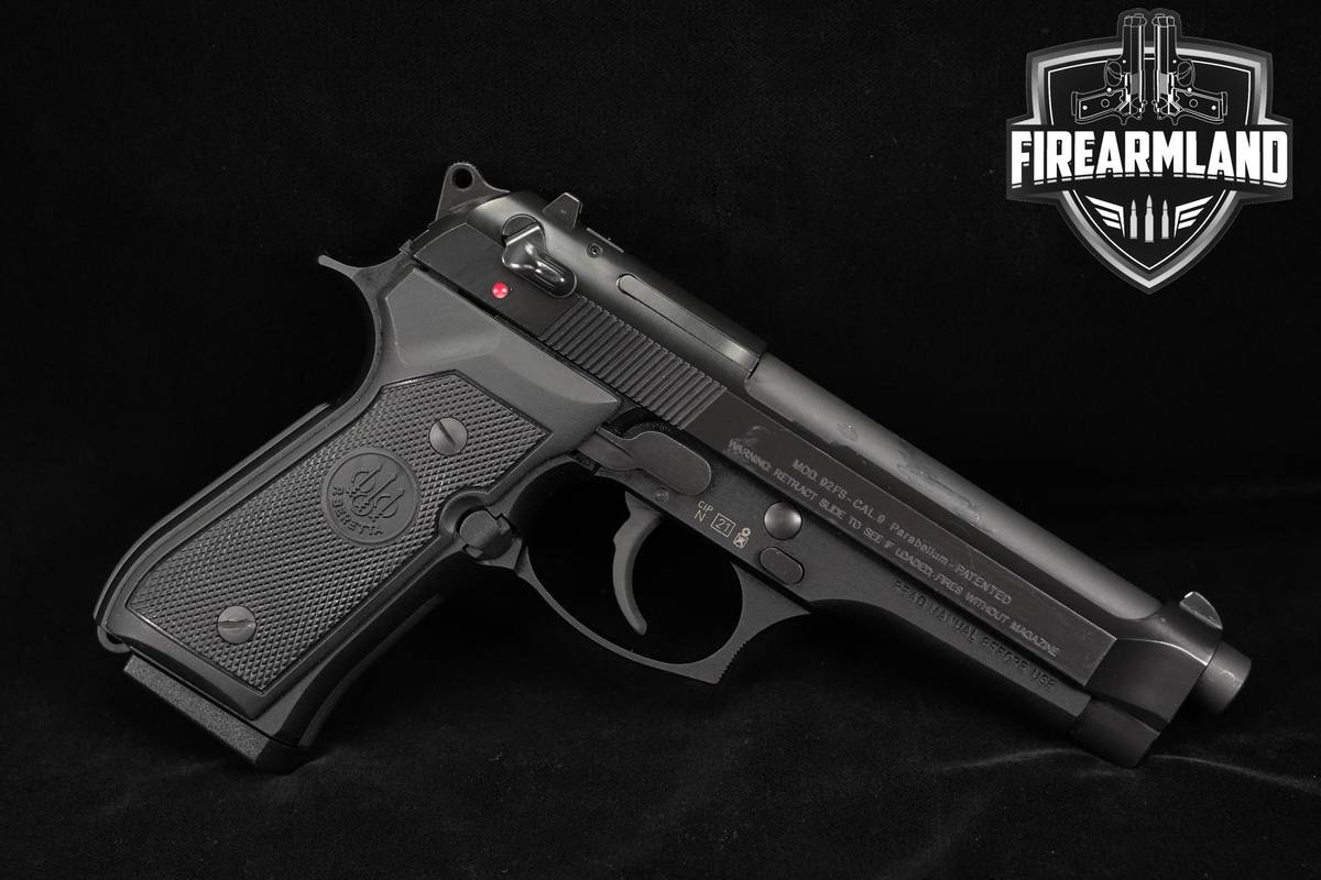 Beretta Mod. 92FS 9mm 4.9 +2 MAGS & ORIG BOX