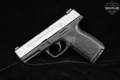 Smith & Wesson (S&W) SD9 VE 9mm Luger Two-Tone Stainless & Black in Very Good Condition Image 4