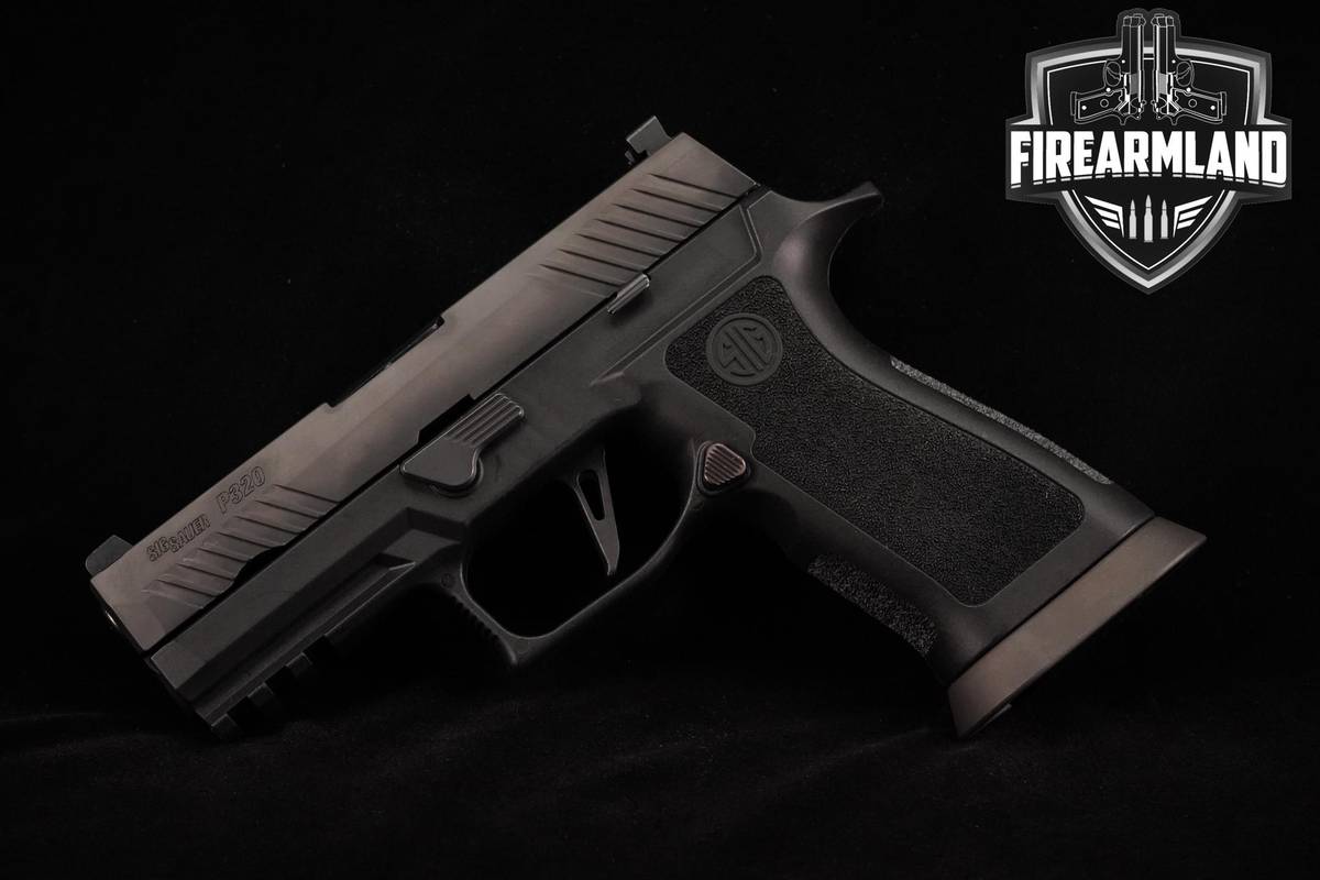 Sig Sauer P320 X-Carry 9mm 3.9" Sig-Sauer P320C P320-C +3 MAGS & ORIG BOX