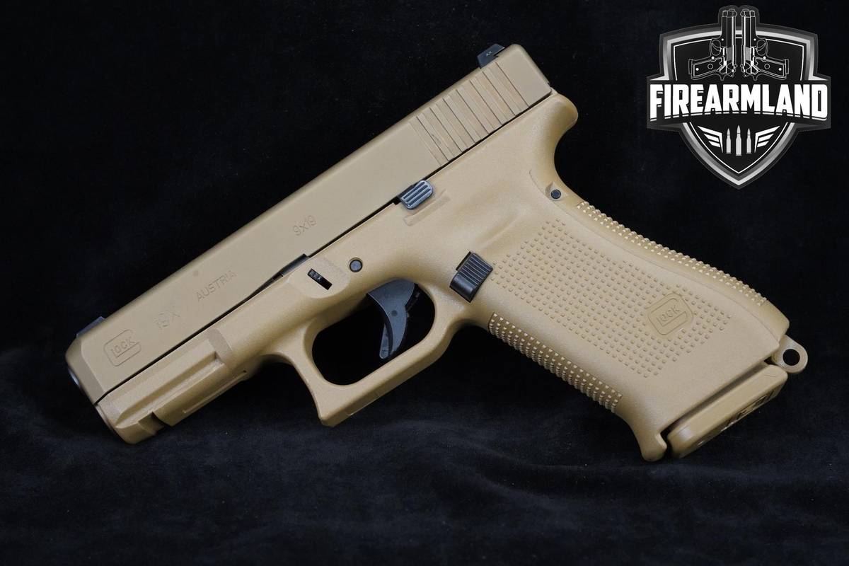 Glock G19X 9mm Coyote Tan Glock G-19X +3 MAGS & ORIG CASE