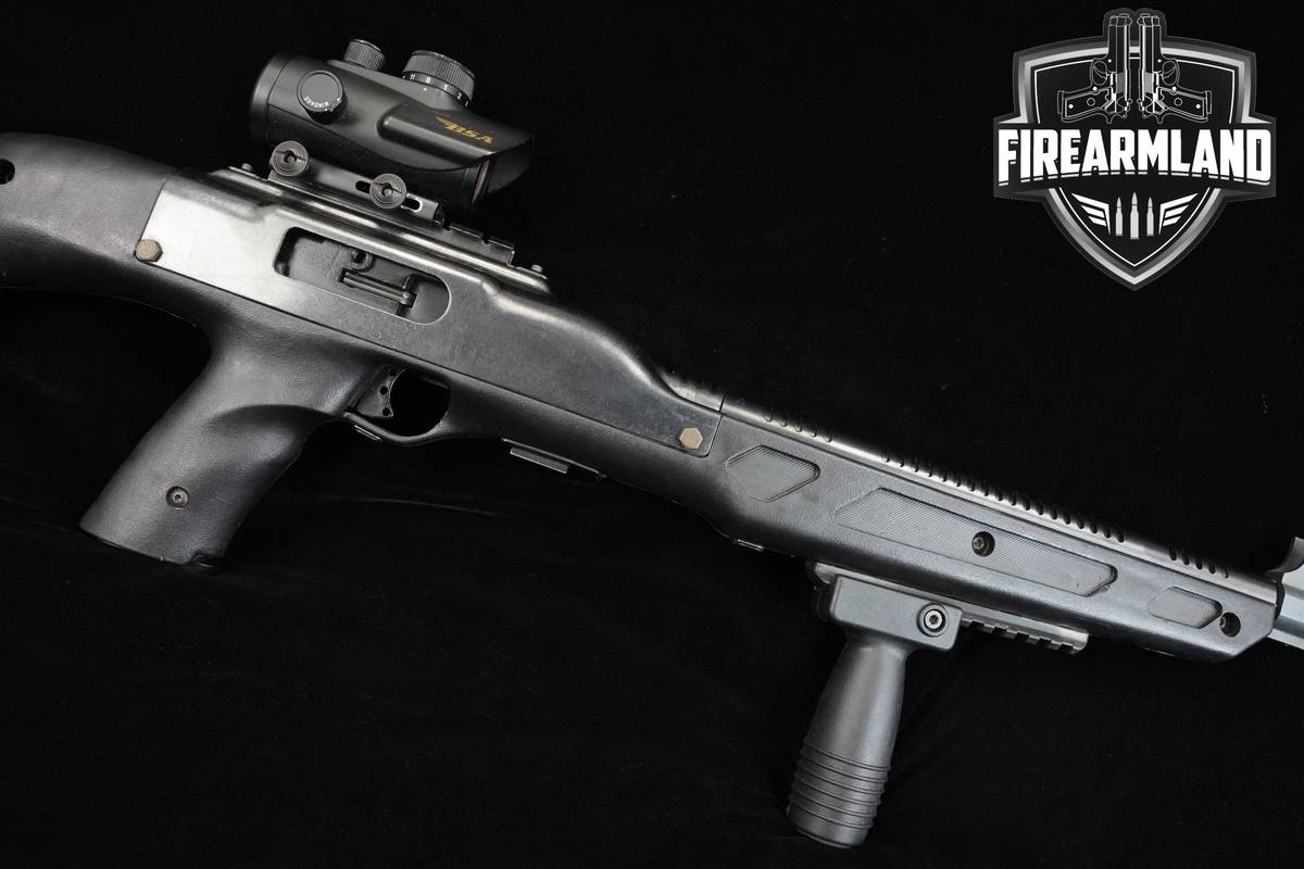 Hi-Point Model 995 9mm 16" Hi-Point 995 +2 MAGS & OPTIC