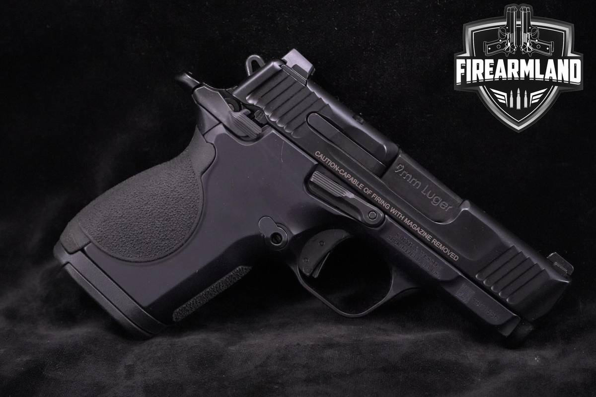 Smith & Wesson S&W CSX 9mm +4 MAGS, ORIG BOX & HOLSTER