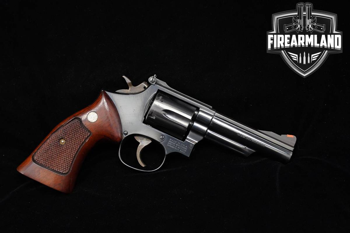 1982 Smith & Wesson (S&W) Model 19-5 357 Magnum 4" Blued S&W 19-5 DA/SA