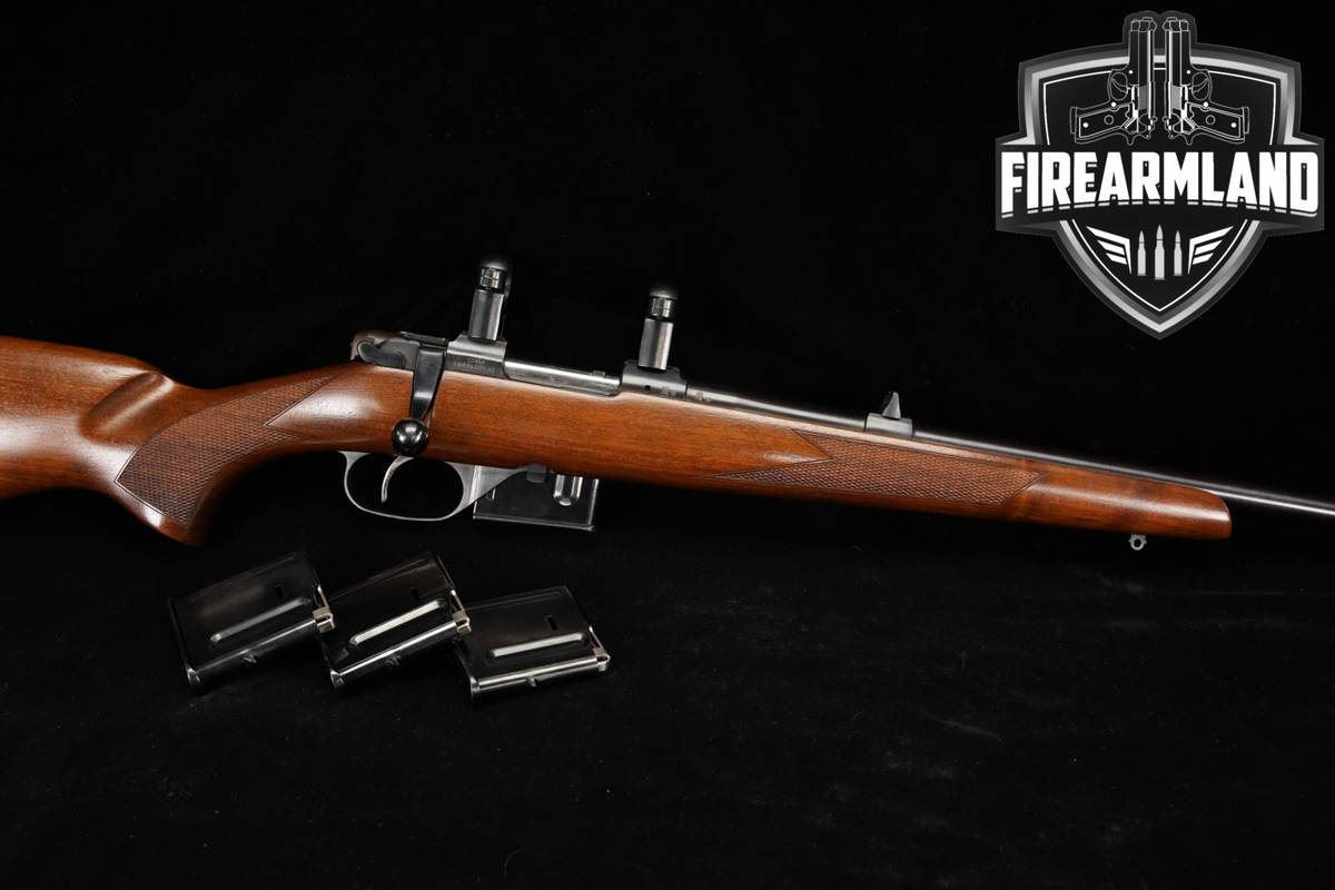 CZ 527 Lux 223 Rem 23.6" Walnut Mini Mauser +4 MAGS, SCOPE RINGS