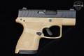 Beretta APX A1 Carry 9mm Luger (9x19 Para) Two-Tone in Excellent Condition Image 3