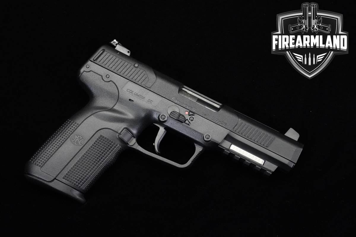 FN Five-seveN MKII 5.7x28 4.8" FN Mark-II Mark-2 +3 MAGS & ORIG CASE