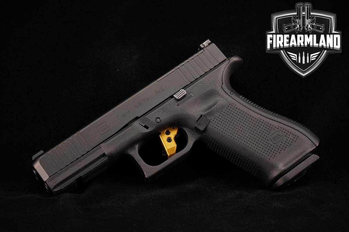 Glock 17 Gen5 MOS 9mm 4.49" G17 Gen 5 +3 MAGS & ORIG CASE
