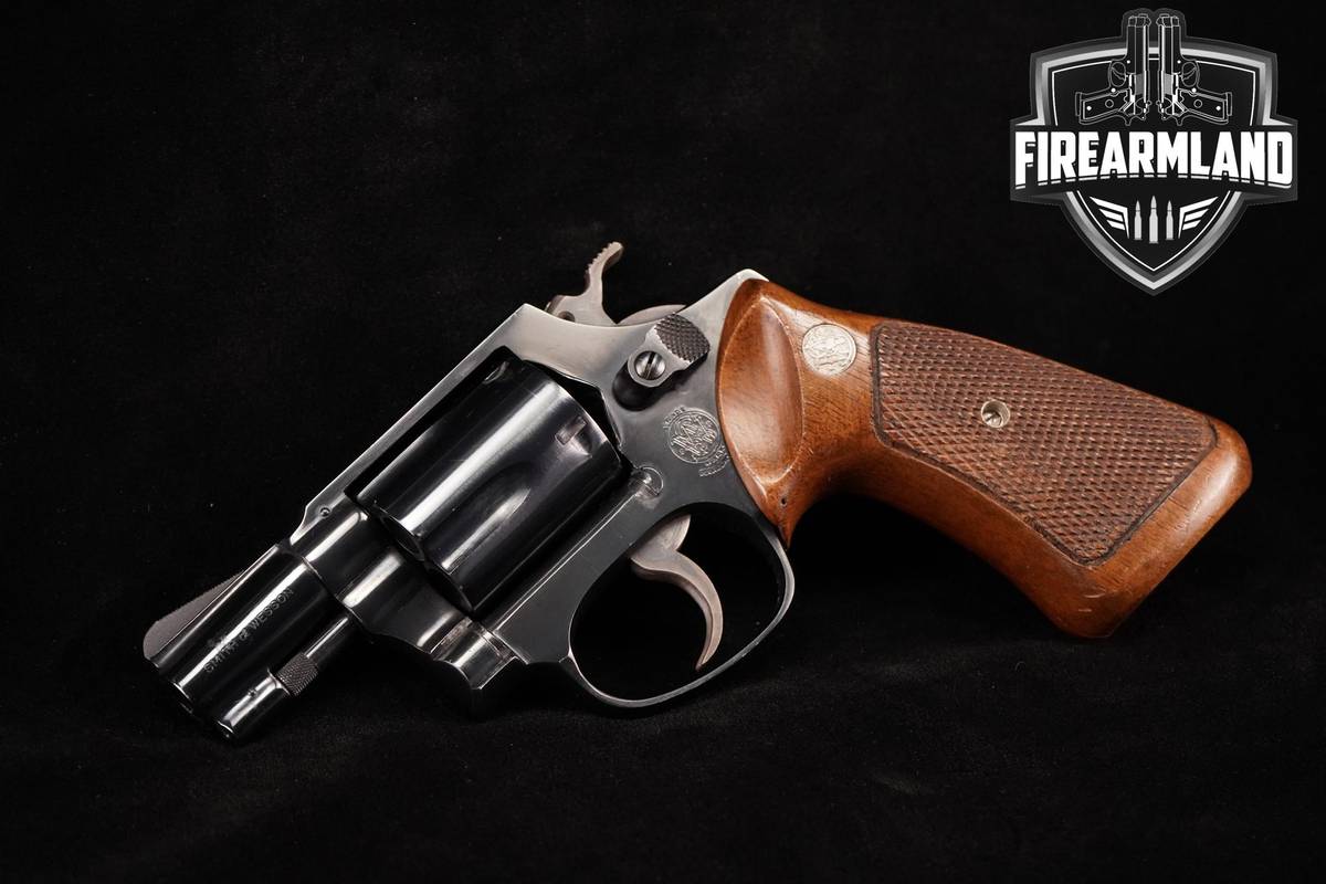 VINTAGE Smith & Wesson Model 36 Chiefs Special 38-Spl 2" S&W 36