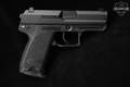 2000 Heckler & Koch (H&K, HK) USP Compact V1 .40 S&W Black in Good Condition Image 3