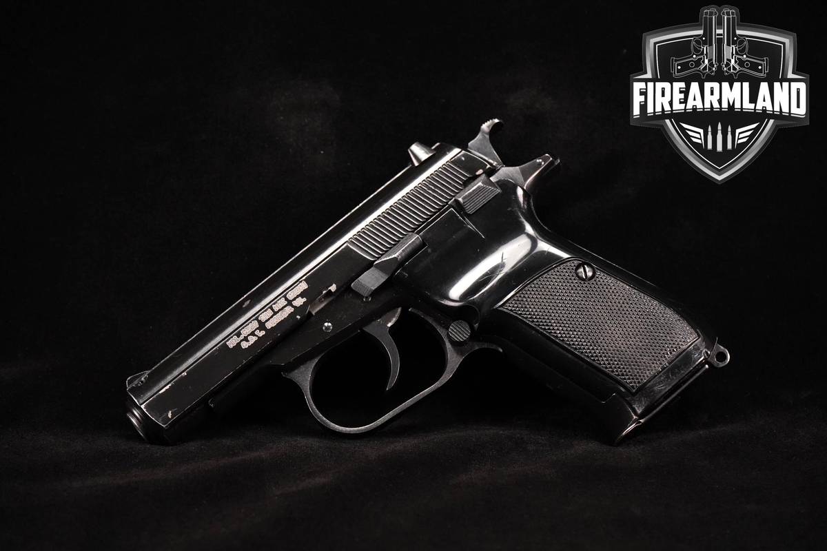 1987 CZ CZ82 82 Standard Military vz. 9x18mm Makarov 3.8" +2 MAGS