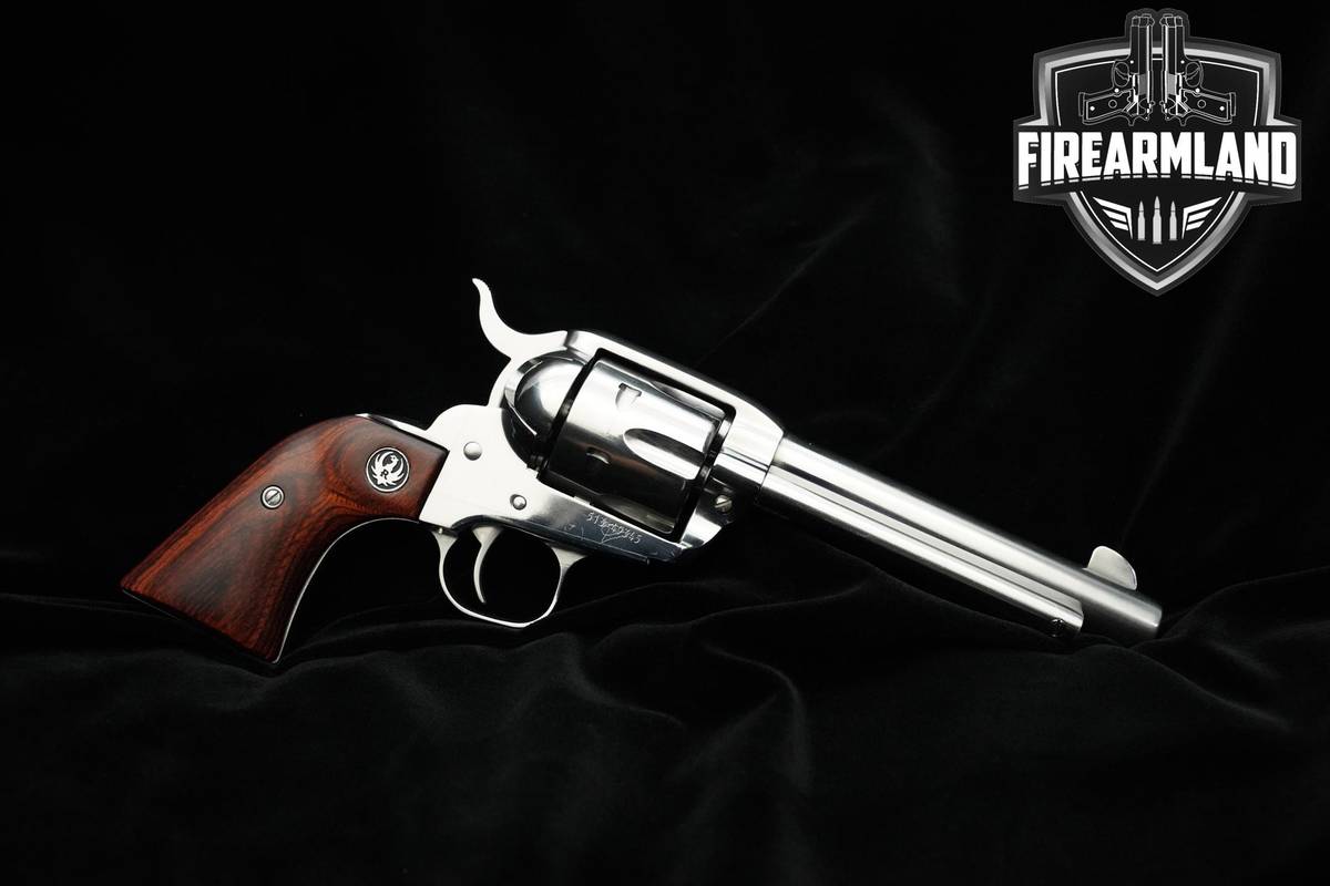 Ruger New Vaquero 357 Magnum 5.5" High Gloss Stainless Ruger +ORIG CASE