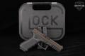 Glock G17 Gen4 USA 9mm Luger Two-Tone Tan & Black in Good Condition Image 2