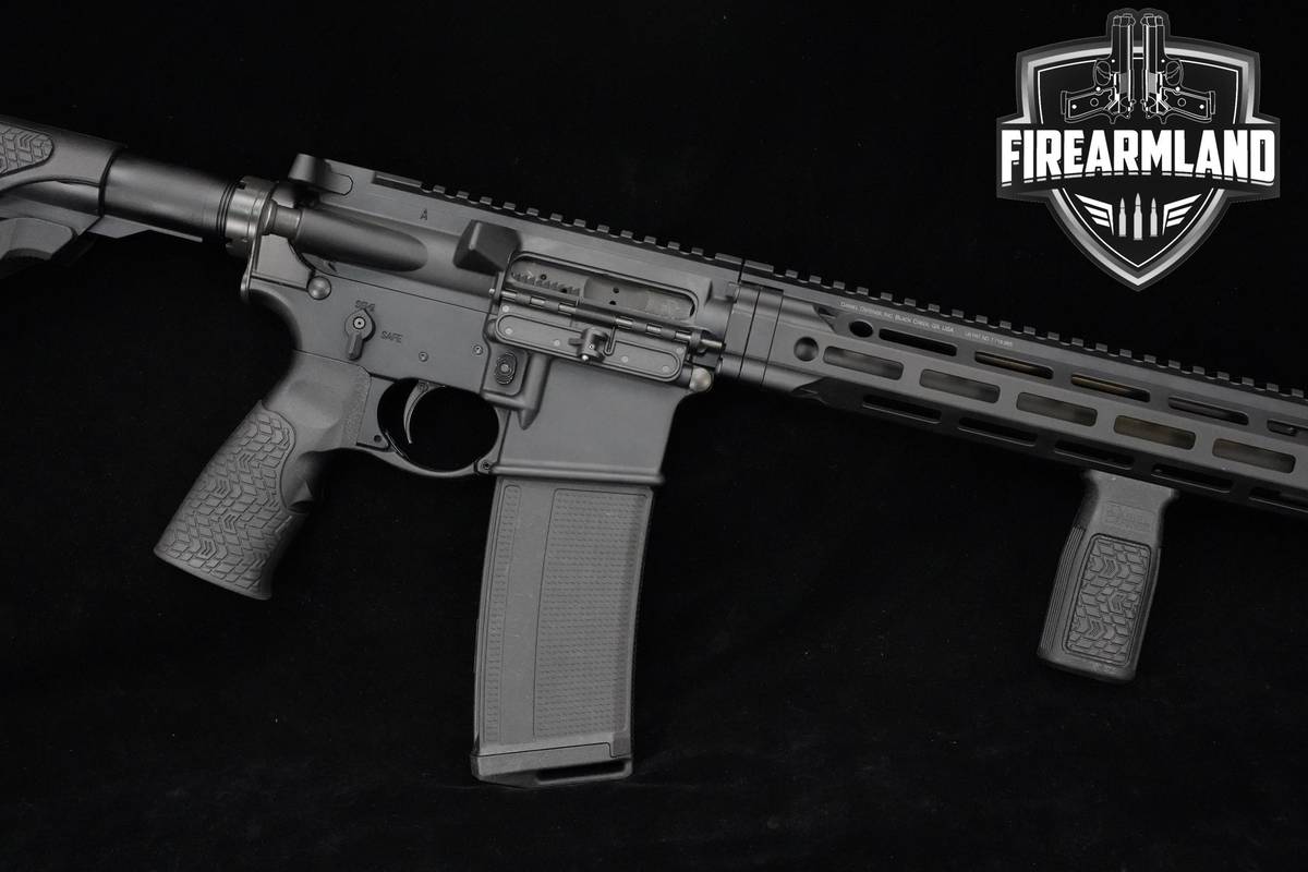 Daniel Defense DDM4 V7 LW 5.56 NATO AR-15 AR15 Daniel-DDM4-V7-LW +GEISSELE