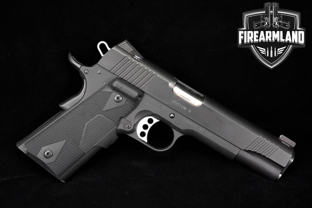 Kimber Custom II 45 ACP 1911 5" +5 MAGS & ORIG CASE