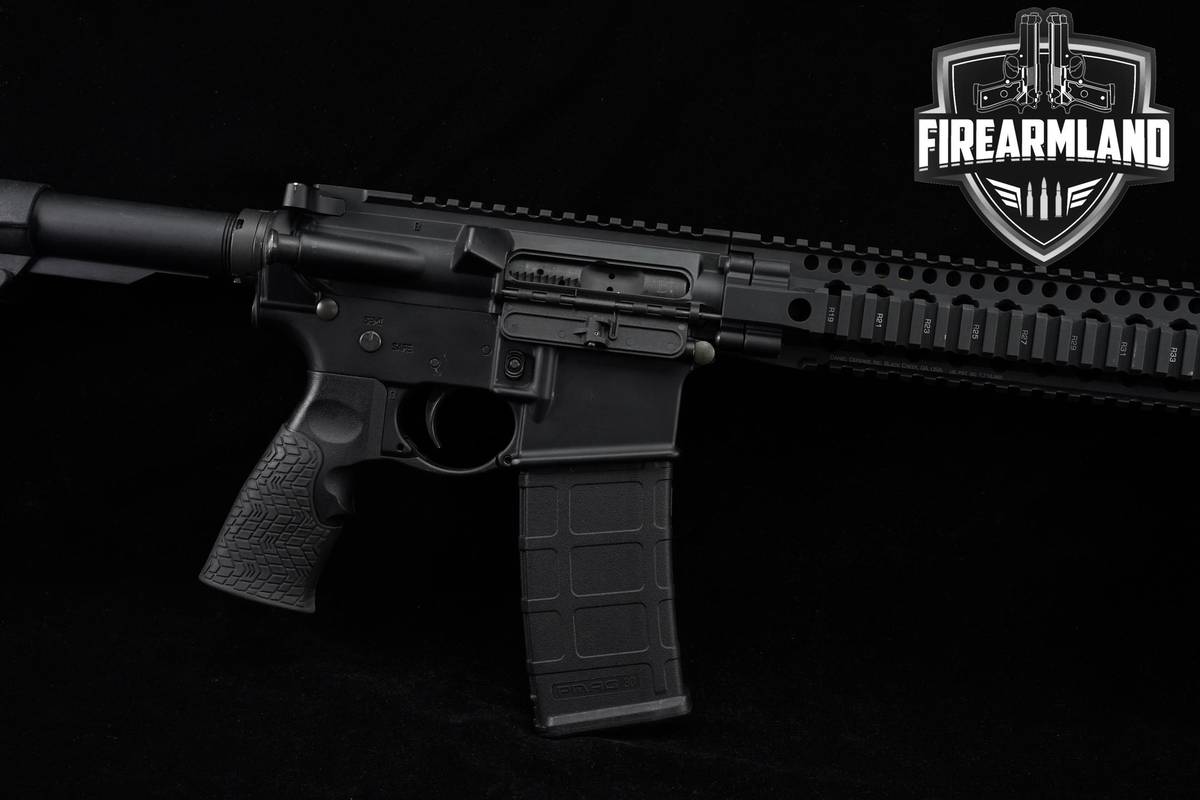 Daniel Defense DDM4 V9 5.56 NATO 16" AR-15 AR15 +2 MAGS