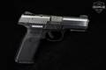 2011 Sturm Ruger SR40 .40 S&W Two-Tone Brushed Stainless in Very Good Condition Image 3