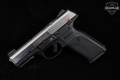 2011 Sturm Ruger SR40 .40 S&W Two-Tone Brushed Stainless in Very Good Condition Image 4