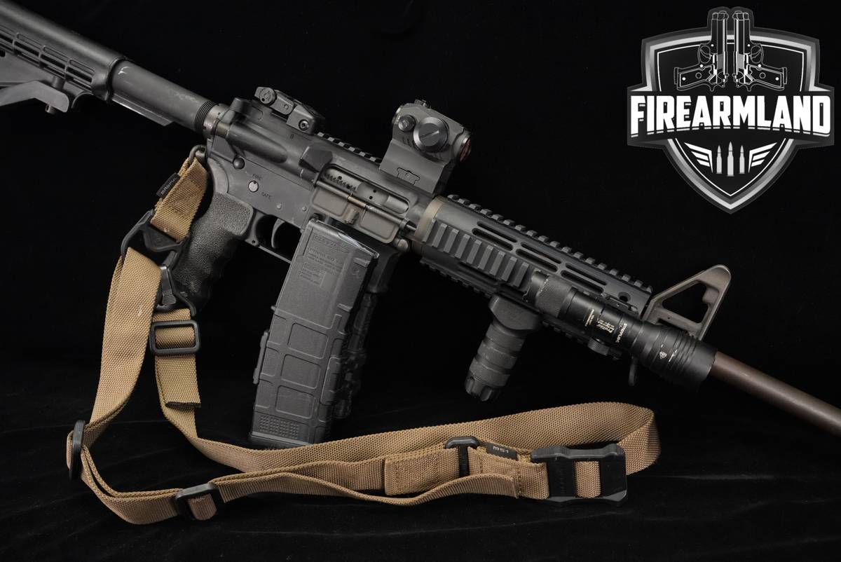 Rock River Arms LAR-15 A4 5.56 AR15 AR LAR15 +2 MAGS, ROMEO OPTICS, LIGHT
