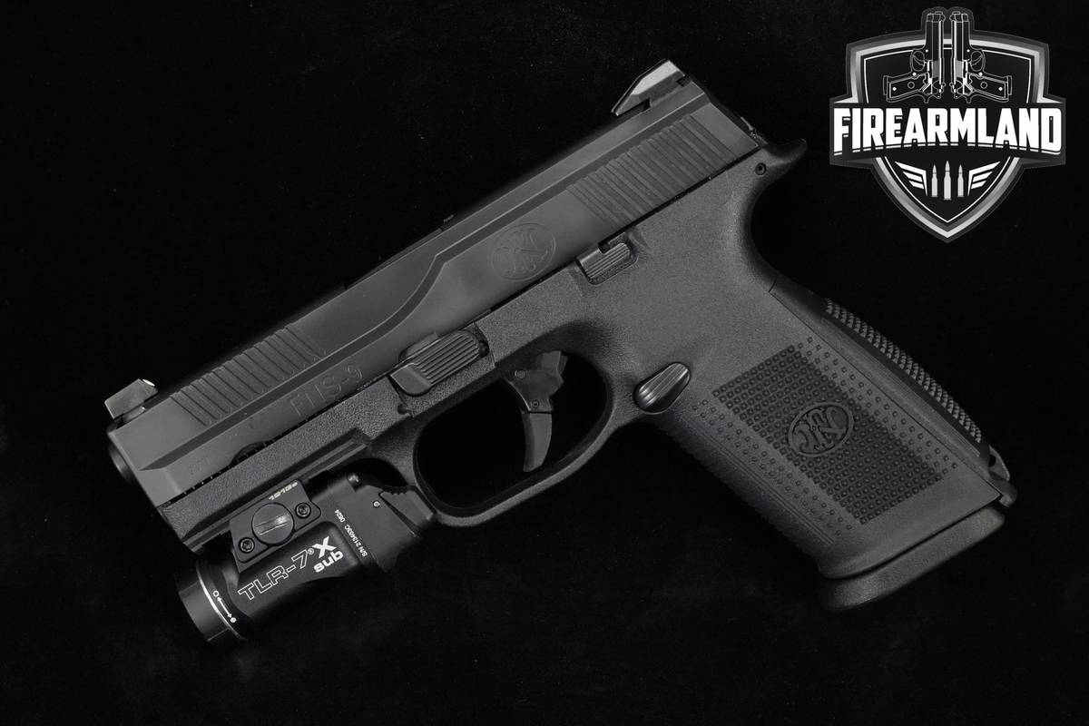 FN FNS-9 9mm FNS-9 FNH FNS-9 FNS9 FN-S9 +3 MAGS & WEAPON LIGHT