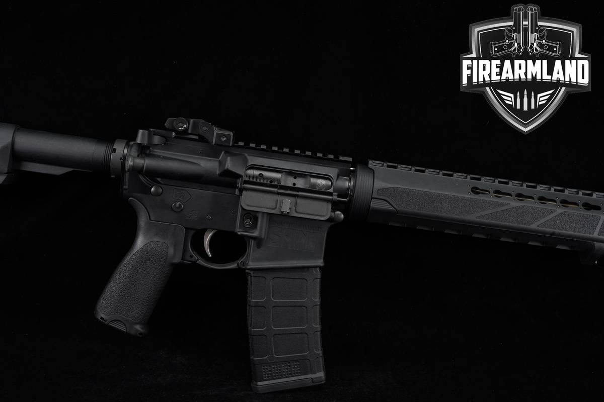 Springfield Armory SAINT 5.56 NATO AR-15 AR15 16" +ORIG CASE