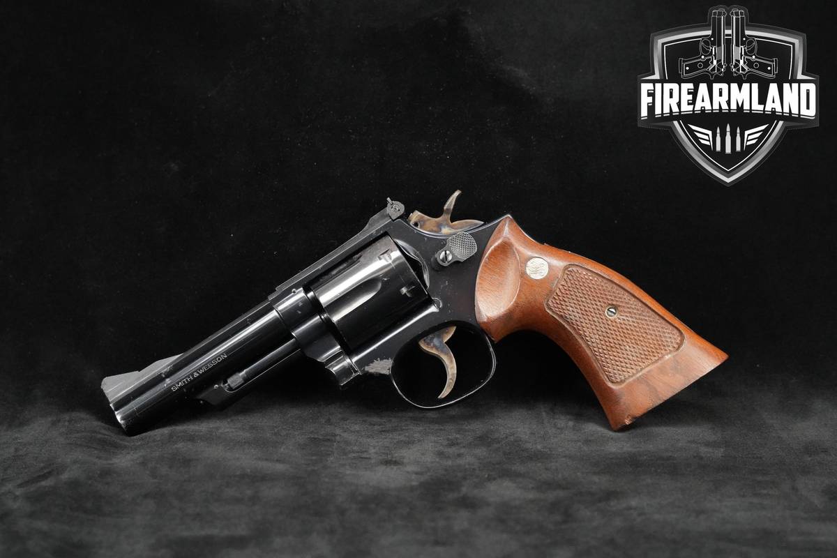 Smith & Wesson (S&W) Model 19-4 Combat Magnum 357 Mag 4" Blued S&W 19-4