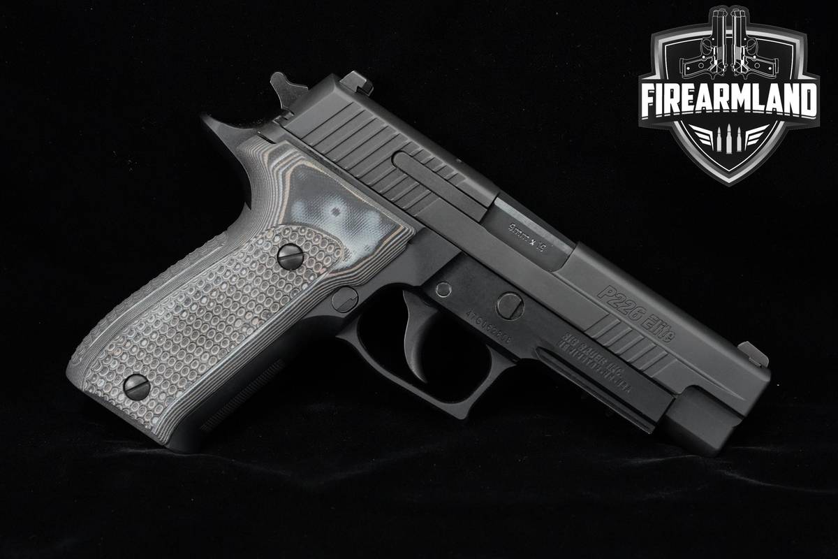Sig Sauer P226 Elite 9mm 4.4" P-226 +2 MAGS, ORIG CASE & HOLSTER