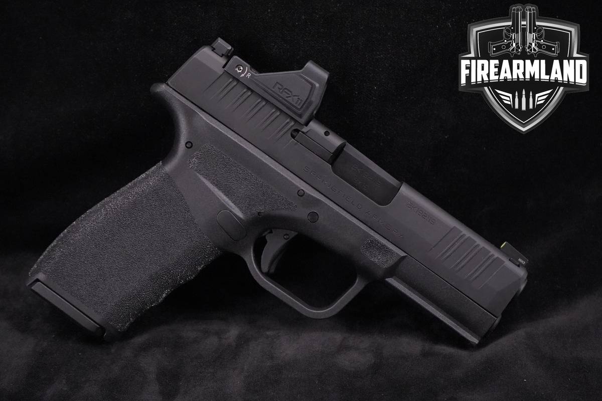 Springfield Armory Hellcat Pro CA Compliant 9mm +5 MAGS, ORIG BOX & OPTIC