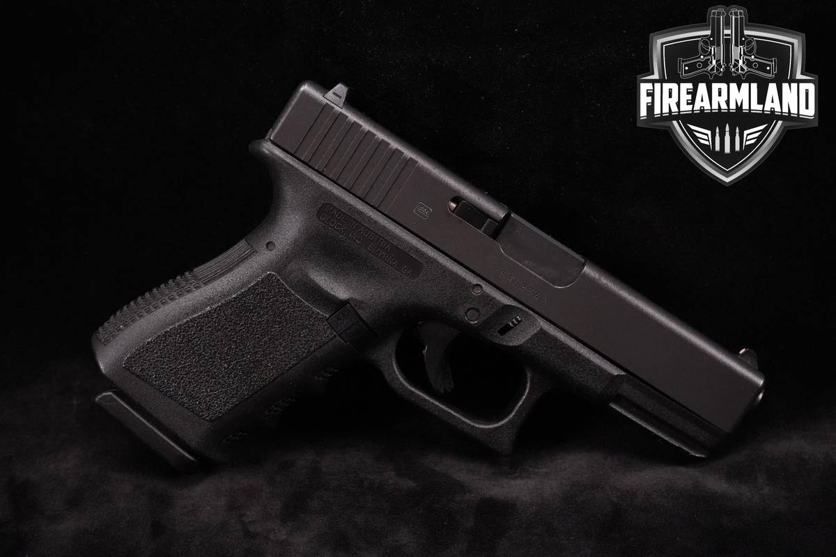 Glock 19 Gen3 9mm 4.02" G19 Gen 3 +2 MAGS & ORIG CASE
