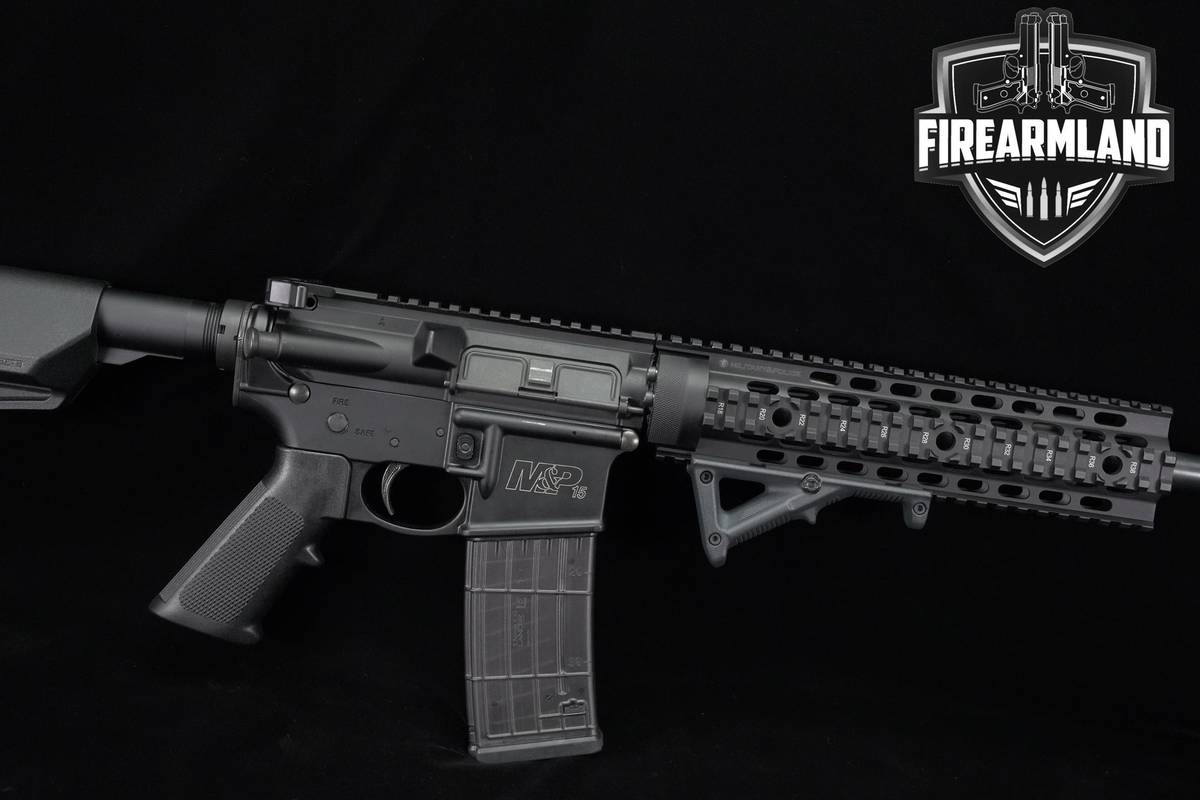 Smith & Wesson S&W M&P-15 T 5.56 NATO AR15 16" Sporting Rifle +2 MAGS