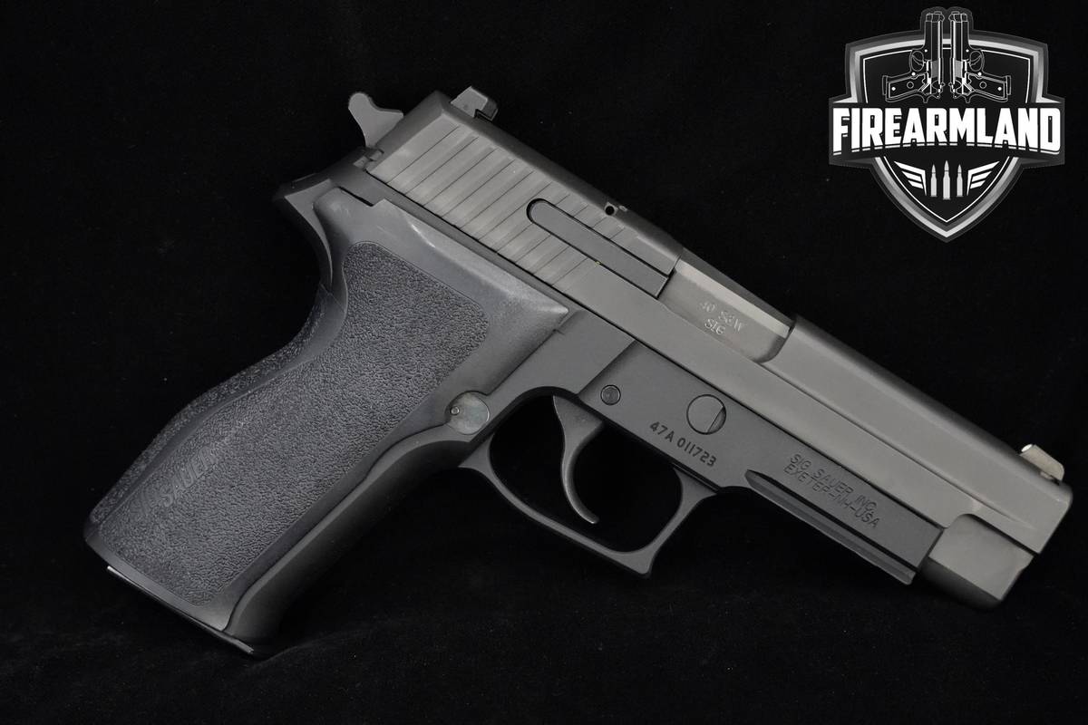 COMPLIANT Sig Sauer P226 40 S&W Sig-Sauer-P226 P-226 +2 MAGS & CASE