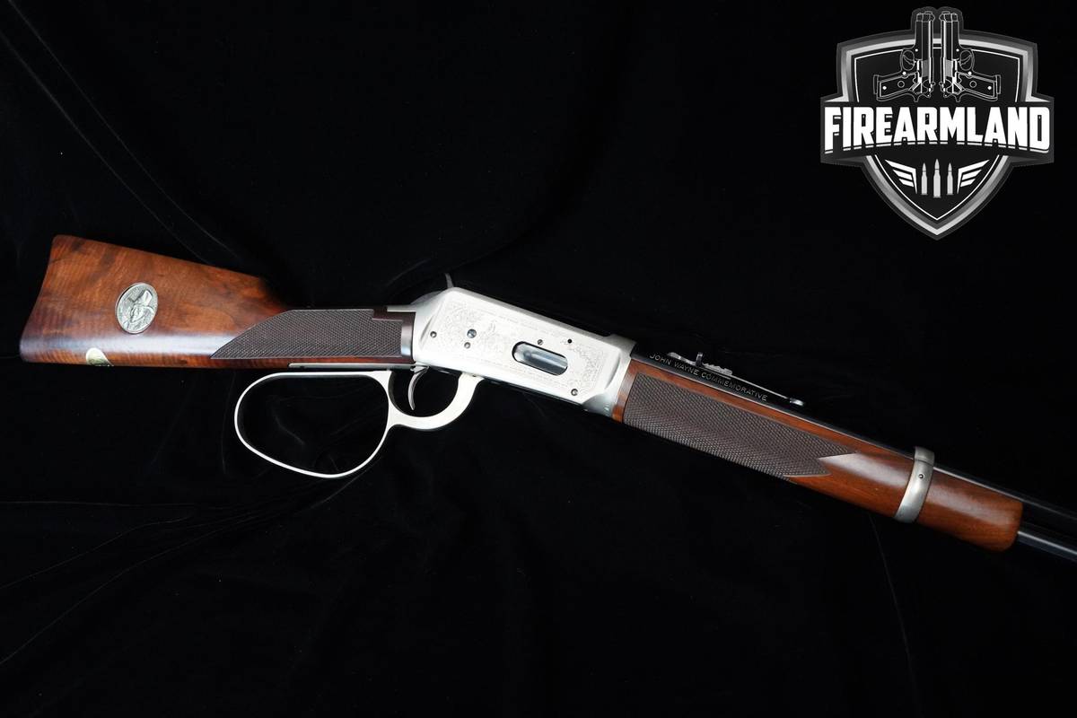 1981 Winchester Model 94 John Wayne Commemorative 32-40 Winchester 94 1894