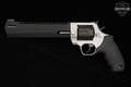 Taurus Raging Hunter 44H .44 Rem Magnum Two-Tone Stainless & Black in Very Good Condition Image 2