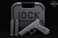 Glock G22 Gen4 .40 S&W Black in Excellent Condition Image 2